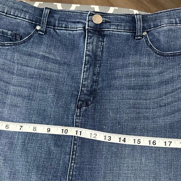 Lee Platinum stretch denim blue jean skirt - Picture 6 of 7
